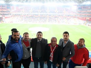 Başkan Böcek’ten Antalyaspor’a destek