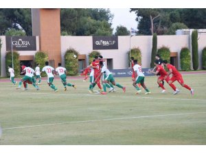 Afganistan Futbol Milli Takımı Antalya’da kamp yapıyor