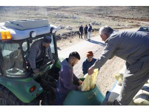 Korkuteli’nde iki mahalleye 10 ton gübre