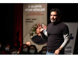 Yazar İzgören: “Sanatı ve edebiyatı hayatımıza katmalıyız”