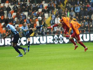 Spor Toto Süper Lig: Adana Demirspor: 0 - Galatasaray: 0  (Maç devam ediyor)