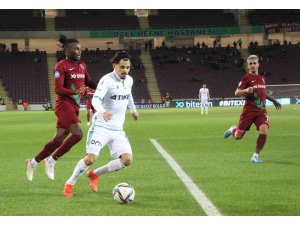 Spor Toto Süper Lig: A. Hatayspor: 1 - Konyaspor: 1 (İlk yarı)