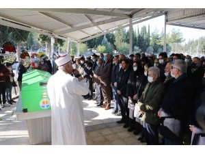 Faruk Tınaz Adana’da son yolculuğuna uğurlandı