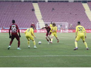 Ziraat Türkiye Kupası: A. Hatayspor: 0 - Menemenspor: 0 (İlk yarı)