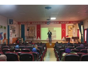 Kozan’da “Bayrak Şehir Adana ve Kahraman Kozan" konferansı