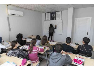 Mersin’de kurs merkezleri ara tatilde de eğitime devam etti