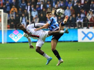 Spor Toto Süper Lig: Adana Demirspor: 1 - Beşiktaş: 1 (Maç sonucu)