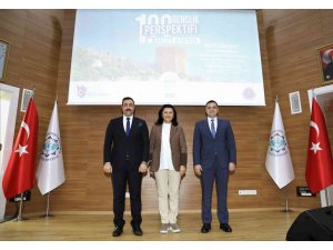 Cumhurbaşkanı Başdanışmanı Türkmenoğlu, ALKÜ’de öğrencilerle buluştu