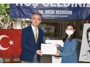 Tarsus Belediyesinin akademi kursiyerleri sertifika aldı