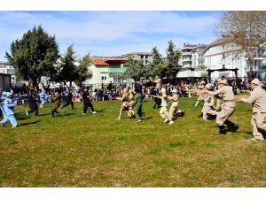 Manavgatlı öğrencilerden Çanakkale Zaferi drama oyunu