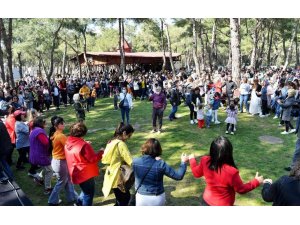 Antalyalılar HayatPark’ta bahara ‘merhaba’ dedi