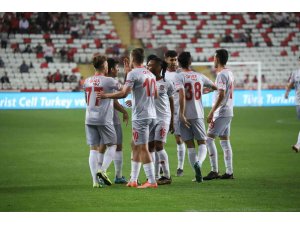 Antalyaspor, Shakhtar Donetsk’e 2-1 mağlup oldu