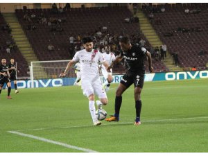 Spor Toto Süper Lig: Hatayspor: 0 - Altay: 1 (İlk yarı)