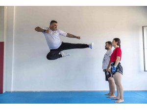 Mersin Büyükşehir Belediyesinden ücretsiz kick boks ve muaythai kursu