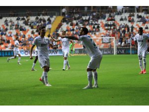 Spor Toto Süper Lig: Adana Demirspor: 0 - Alanyaspor: 1 (Maç devam ediyor)