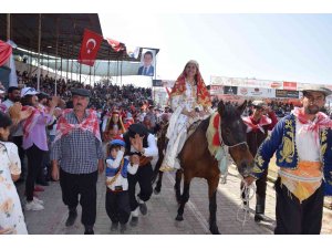 Yörük Göçü Korteji renkli görüntülere sahne oldu