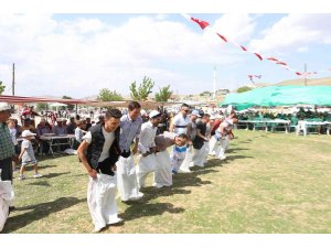 Kepez Belediye Başkanı Tütüncü,  Beğiş Yaylası’nda pilav şenliğine katıldı