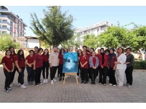 Ressam Cam Emre Dağ’dan, Alanya’da okullarda canlı performans