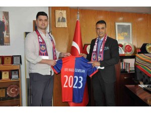 Silifke Belediyespor Efe Halil Özarslan’a emanet