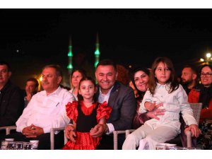 Gökbel güreşleri muhteşem konserlerle başladı