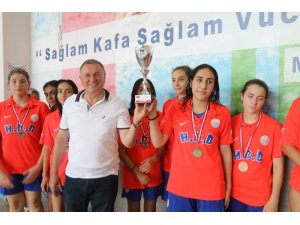 Hatay Büyükşehir Belediyespor Kadın Sutopu Takımı 1. Lig’e yükseldi