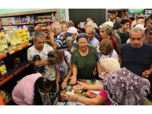 Tarım Kredi Kooperatif Marketlerinde indirimli ürünlere yoğun ilgi