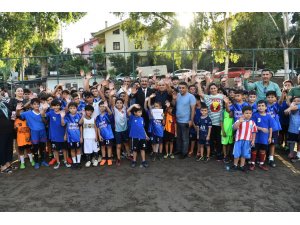 Çukurova Belediyesi Yaz Spor Okullarında sertifika heyecanı