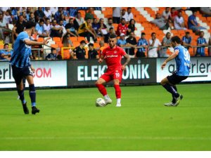 Spor Toto Süper Lig: Adana Demirspor: 1- Ümraniyespor: 0 (İlk yarı)