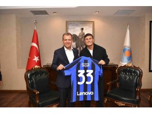 Inter Kulübü Başkan Yardımcısı Zanetti Mersin’de