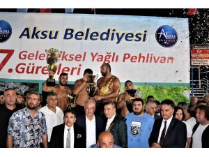 Aksu Belediyesi 7. Geleneksel Yağlı Pehlivan Güreşlerinde başpehlivan Ali Gürbüz’ün