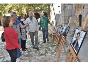 Tarihi Taşhan fotoğraflarla gülümsedi