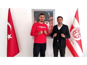 Mlli Tekvandocu Muhammet Recep Çetinkaya, Antalyaspor’da