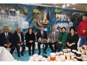 Adana Tanıtım Günleri... Pozantı Belediyesinin standına yoğun ilgi