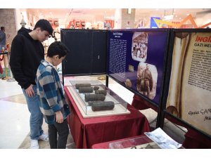 Çanakkale savaş malzemeleri sergisi yoğun ilgi görüyor