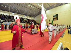 Ümitler Türkiye Judo Şampiyonası Osmaniye’de başladı