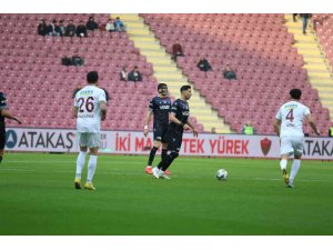 Spor Toto Süper Lig: Hatayspor: 0 - Trabzonspor: 1 (Maç devam ediyor)