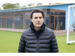 Vincenzo Montella: "Adana Demirspor’u ileriye götürmek için elimizden gelen her şeyi yapacağız"