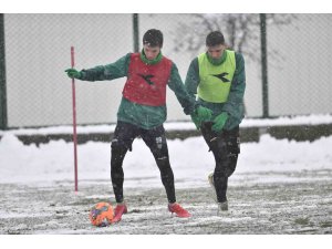 Bursasporlu futbolcuların aklı deprem bölgesinde