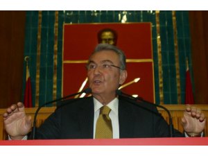 Eski CHP Genel Başkanı Deniz Baykal vefat etti