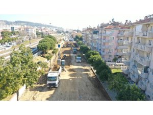 Aydın Büyükşehir Belediyesi yol çalışmalarını sürdürüyor