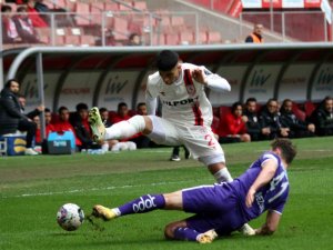 Samsunspor ile 52 Orduspor FK, depremzedeler için karşılaştı