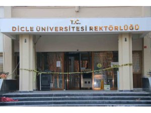 Dicle Üniversitesi rektörlük binası boşaltıldı