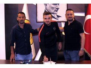 Eski futbolcudan transfer tahtası iddialarına cevap