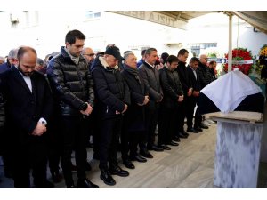 Süleyman Hurma’nın annesi Şükriye Hurma, son yolculuğuna uğurlandı