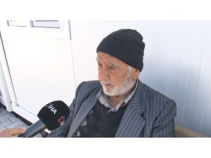 77 yaşındaki Tevfik amca: “Çok deprem gördüm, böyle bir şey görmedim”