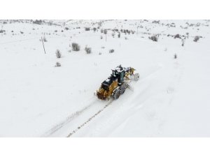 Erzincan’da kardan 56 köy yolu ulaşıma kapalı