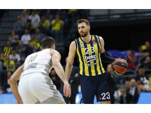 Fenerbahçe, Partizan deplasmanında