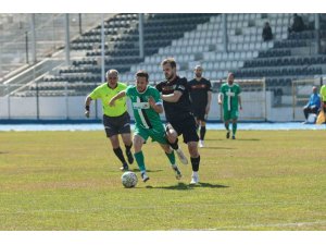 Efeler 09 SFK: 1 - Karşıyaka: 2