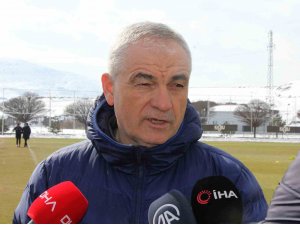 Rıza Çalımbay: "Üzücü bir lig olacak"