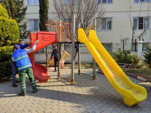 Nazilli Belediyesi’nden depremzede çocuklar için oyun parkı